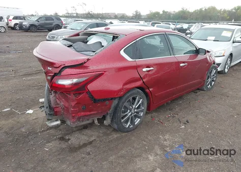 2018 Nissan Altima 2.5 Sr z USA, uszkodzony, nr VIN 1N4AL3AP7JC217835